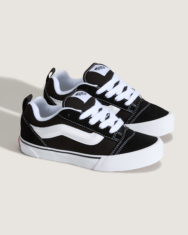 Vans – Youth Knu Skool Shoes (8-14 Years), Black, Size: 37