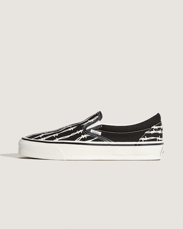 Vans - Premium Slip-On 98 Shoes, Man, Black - VN000E96WU8