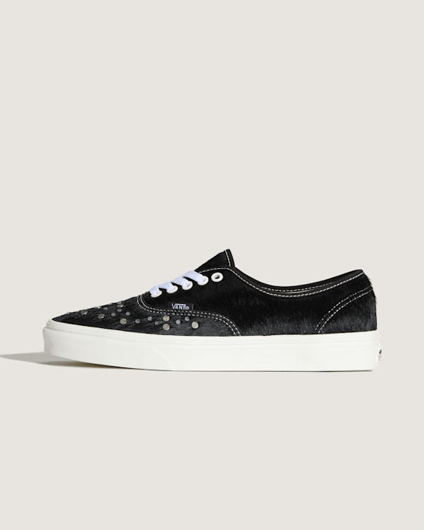 Vans - Authentic Studs Black/Black/Marshmallow, Uomo, Nero - VN000EGAT5O