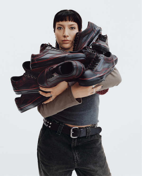 Vans - Premium Old Skool Tania Shoe, Man, Red, Size: 39 (obrázek 5)