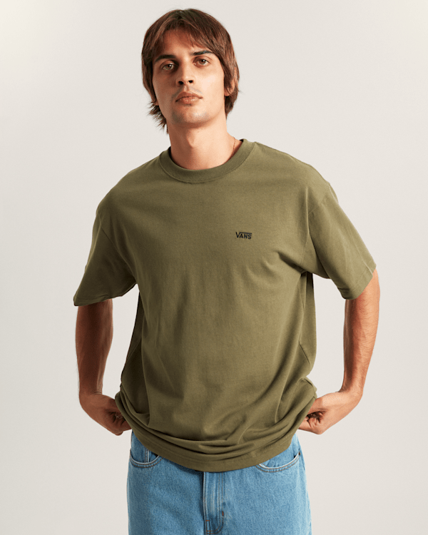 Vans - LEFT CHEST II LOOSE T-Shirt, Man, Green, Size: L (obrázek 3)