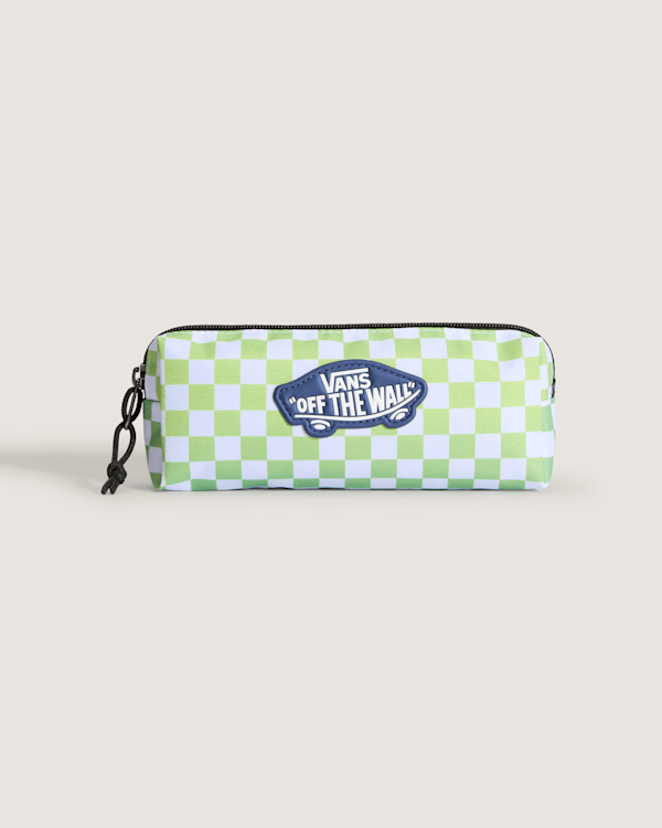 POUCHES