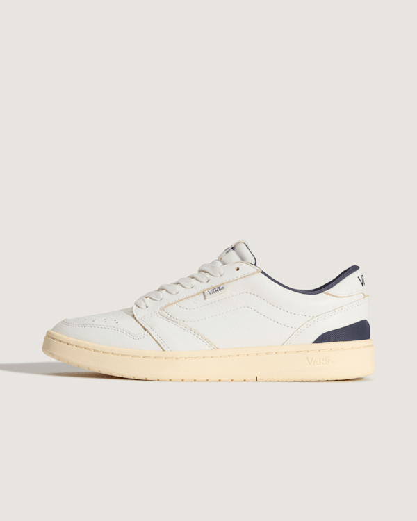 Vans - Court Low Shoes, Man, White, Size: 6