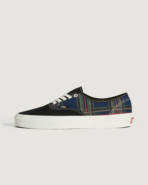 Vans - Authentic Shoes, Man, Black, Size: 2.5
