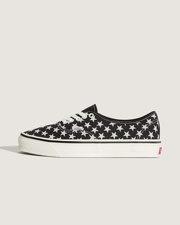 Vans - Premium Authentic Shoes, Man, Black, Size: 5.5