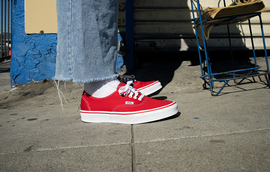 How To Stretch Canvas Shoes