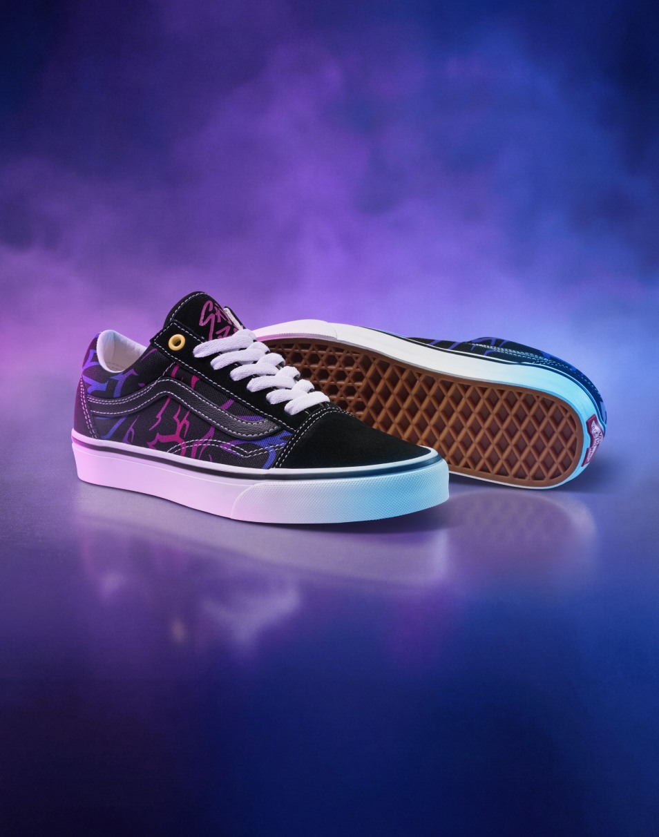 Youth Sk8-Hi KPop Demon Hunters Shoes (8-14 Years) in Black| Vans DK