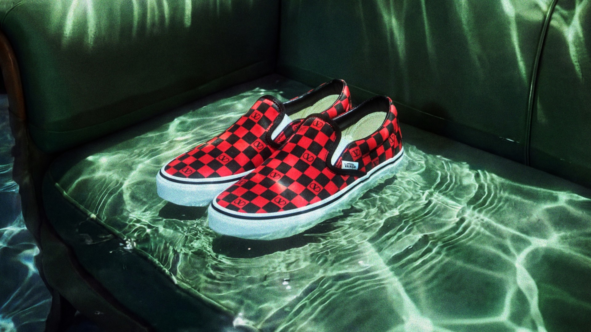 VANS VALENTINO 27cm スリッポン BLACK PINK