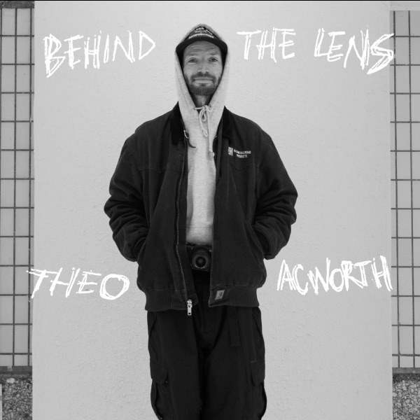 Derrière l'objectif : Theo Acworth