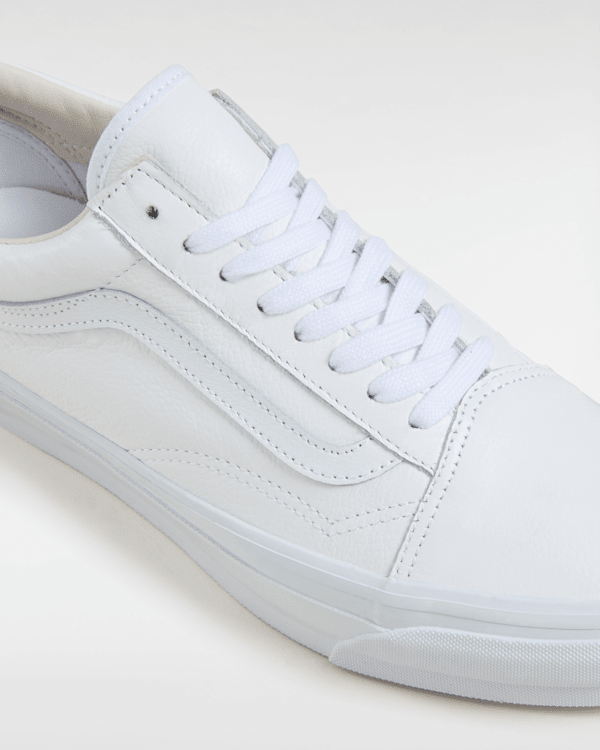 ◆VANS◆ Vans Premium Old Skool LX Leather WhiteWhite VN000C Premium Old Skool Shoe in Black / White | Vans