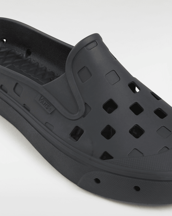 Slip-On Mule TRK MTE Shoes in Black| Vans UK
