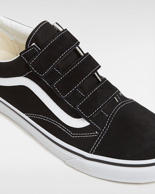 Suede/Canvas Old Skool Shoes in Black/White| Vans UK