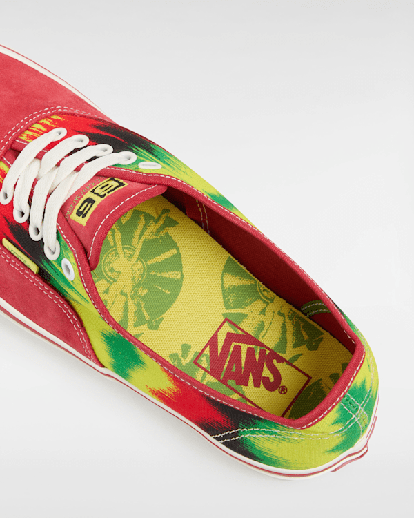 Authentic Shoes in Red| Vans UK