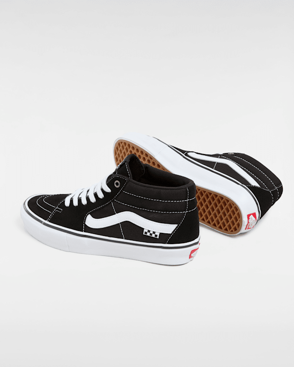 Skate Grosso Mid Shoes in Black| Vans UK