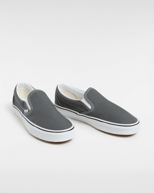 Canvas Classic Slip-On Shoes in Grey| Vans FI