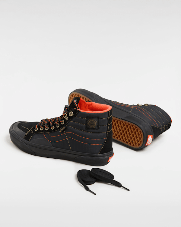 Zapatillas Skate Sk8-Hi Reissue Vans X Spitfire Wheels en Negro