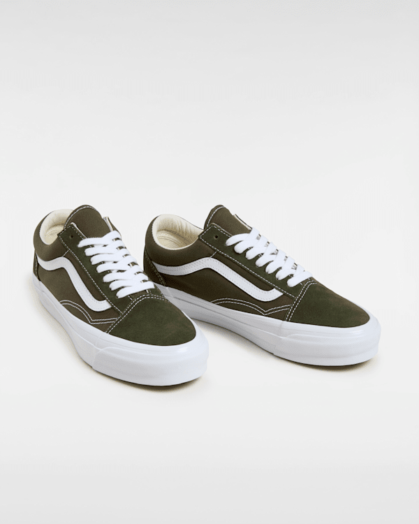 Premium Old Skool Shoes in Green| Vans SE