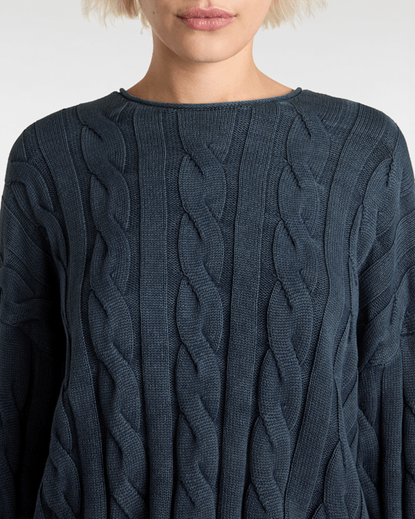 Mila Cable Knit Crop in Blue| Vans DK