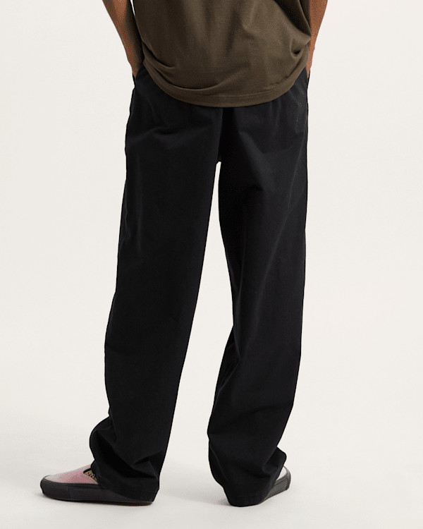 Range Baggy Tapered Elastic Waist Trousers in Black| Vans DK
