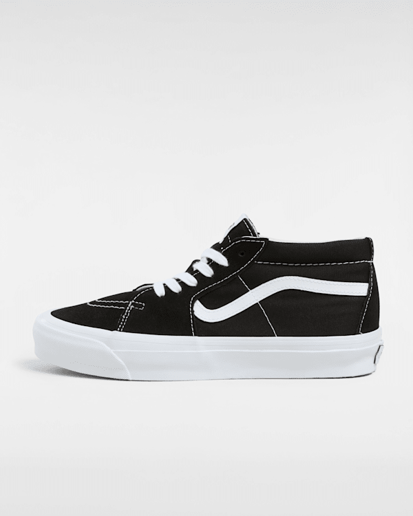 スニーカー VANS Men Sneakers Black VN000CQQ 2BO1 Premium Sk8-Mid 83 Shoes in Black| Vans FI