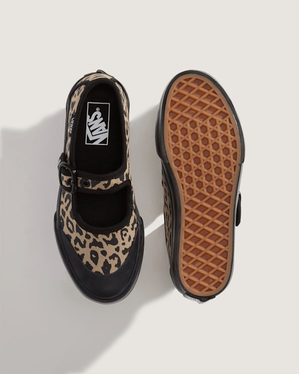 Kids Mary Jane Leopard Shoes (4-8 Years) in Black| Vans SE