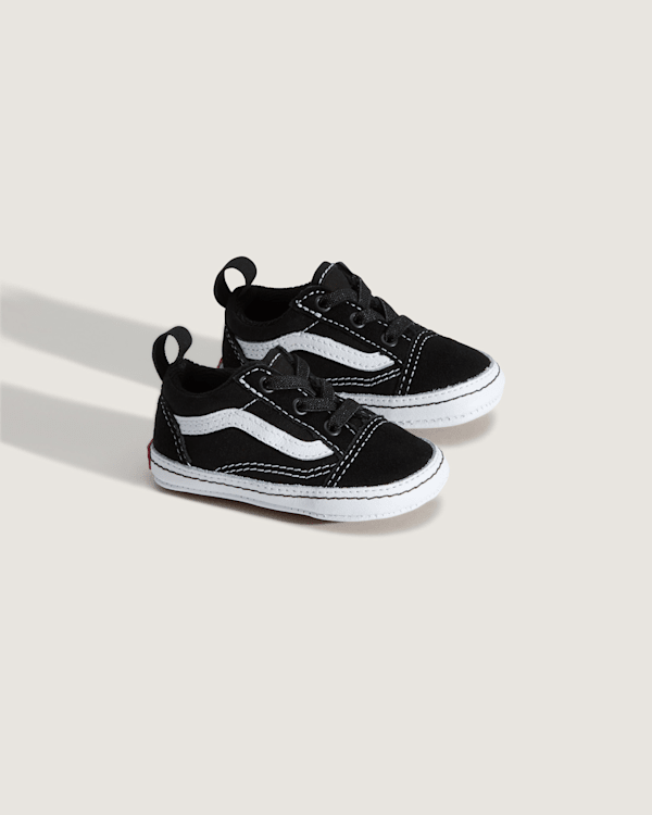 Infant Old Skool Crib Shoes (0-1 year) in Black| Vans UK