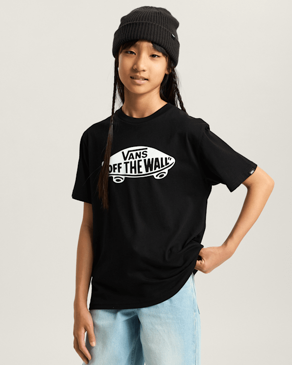 Kids Style 76 T-Shirt (8-14 years) in Black| Vans UK
