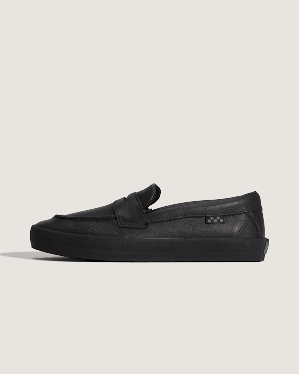 Skate Loafer Shoes in Black| Vans UK