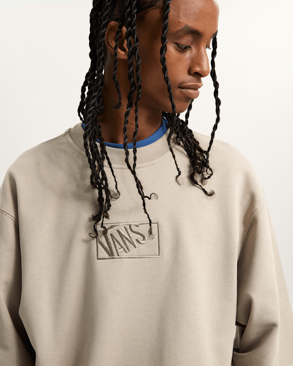 m.u CLASSY RAGLAN SWEAT ベージュ×ブラック Blocked Box Crew Sweatshirt in Beige| Vans UK