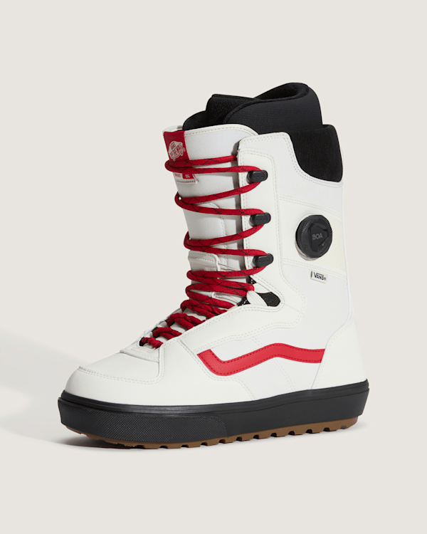 Men Invado OG Snowboard Boots in Black| Vans SE