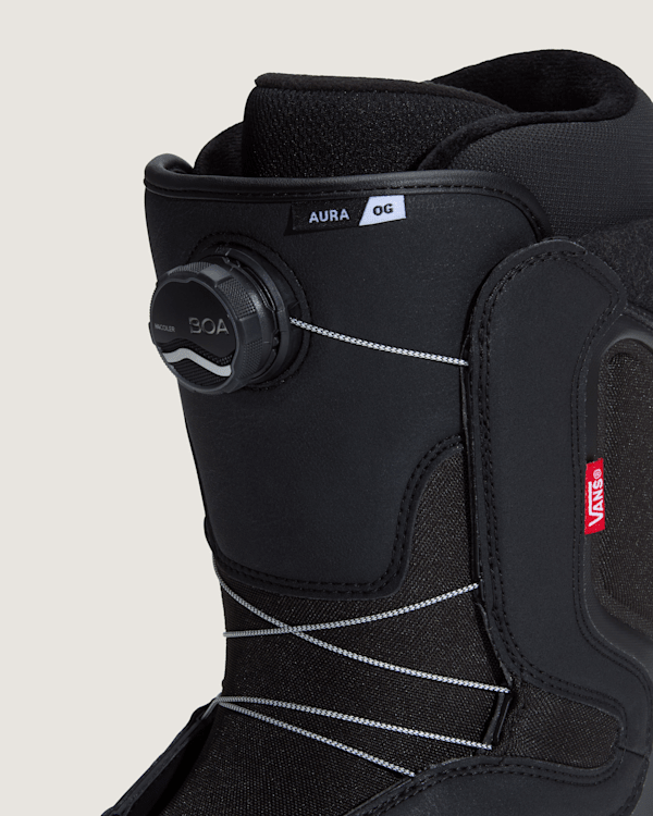 Men Aura OG Snowboard Boots in Black| Vans SE