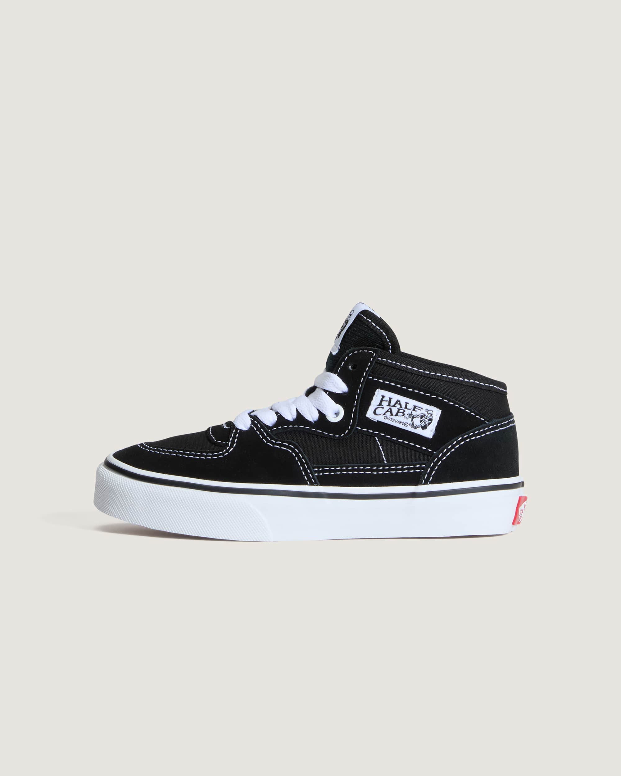 Kids Half Cab Decon Shoes 48 years VANS Black HERO
