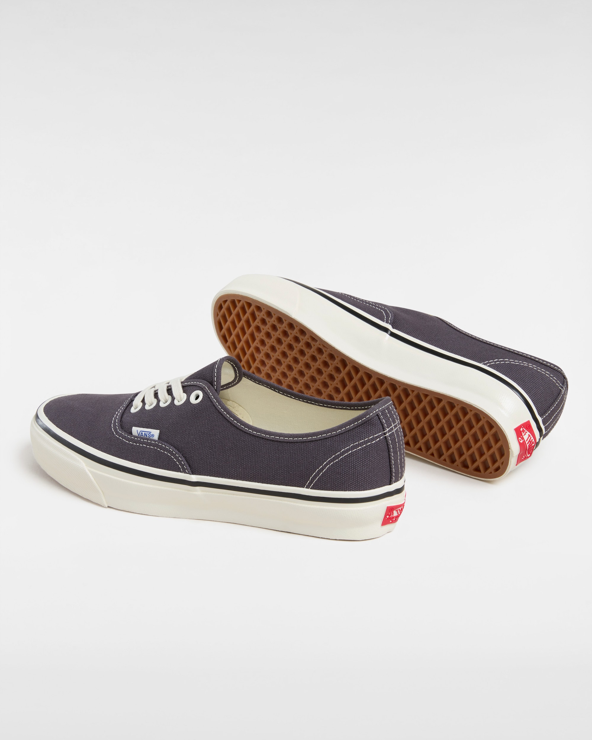 Chaussures Premium Authentic 44 Duck Canvas VANS Gris ALT2