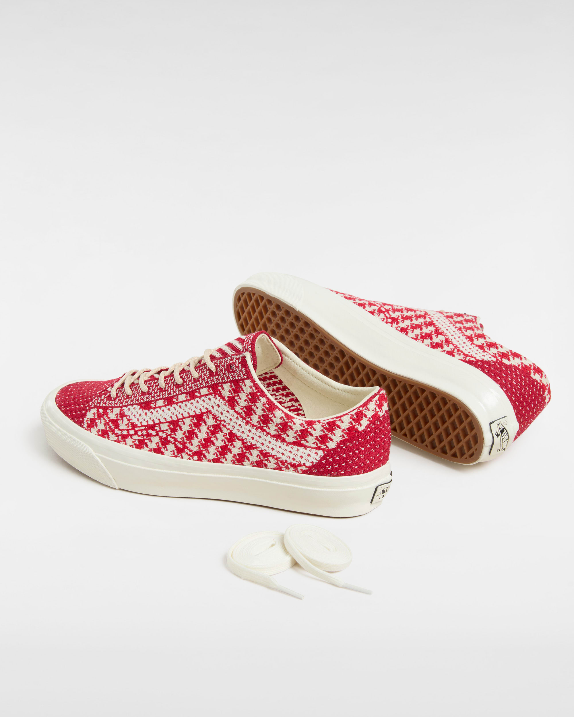 Chaussures Premium Old Skool VANS Rouge ALT2