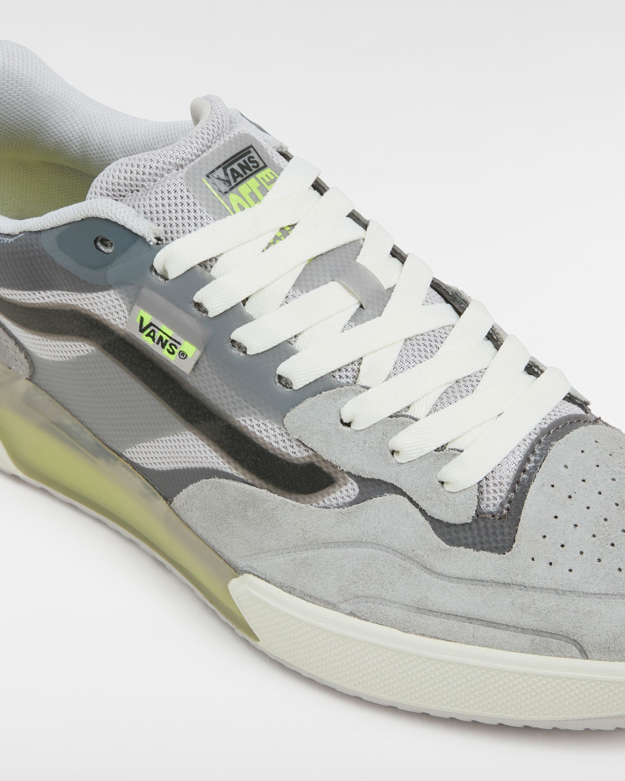 Chaussures AVE 20 VANS Gris ALT4