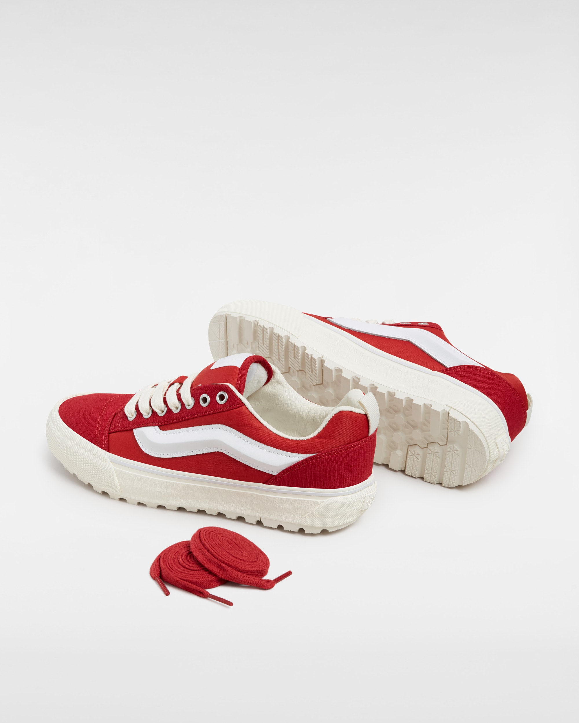 Chaussures Premium Knu Skool MTE1 VANS Rouge ALT2