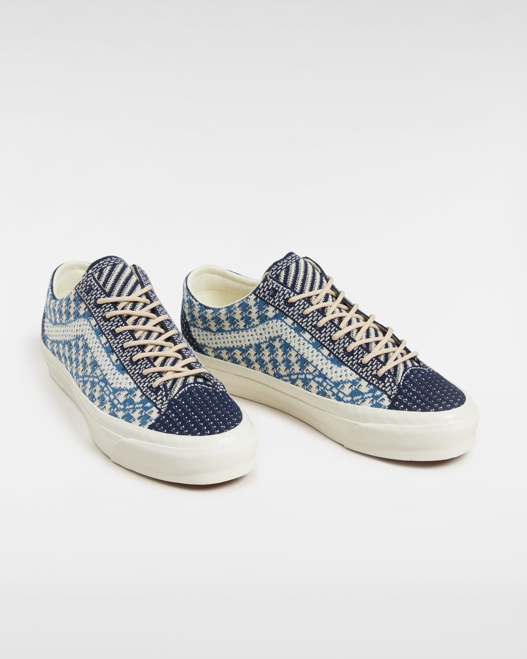 Chaussures Premium Old Skool VANS Bleu ALT1