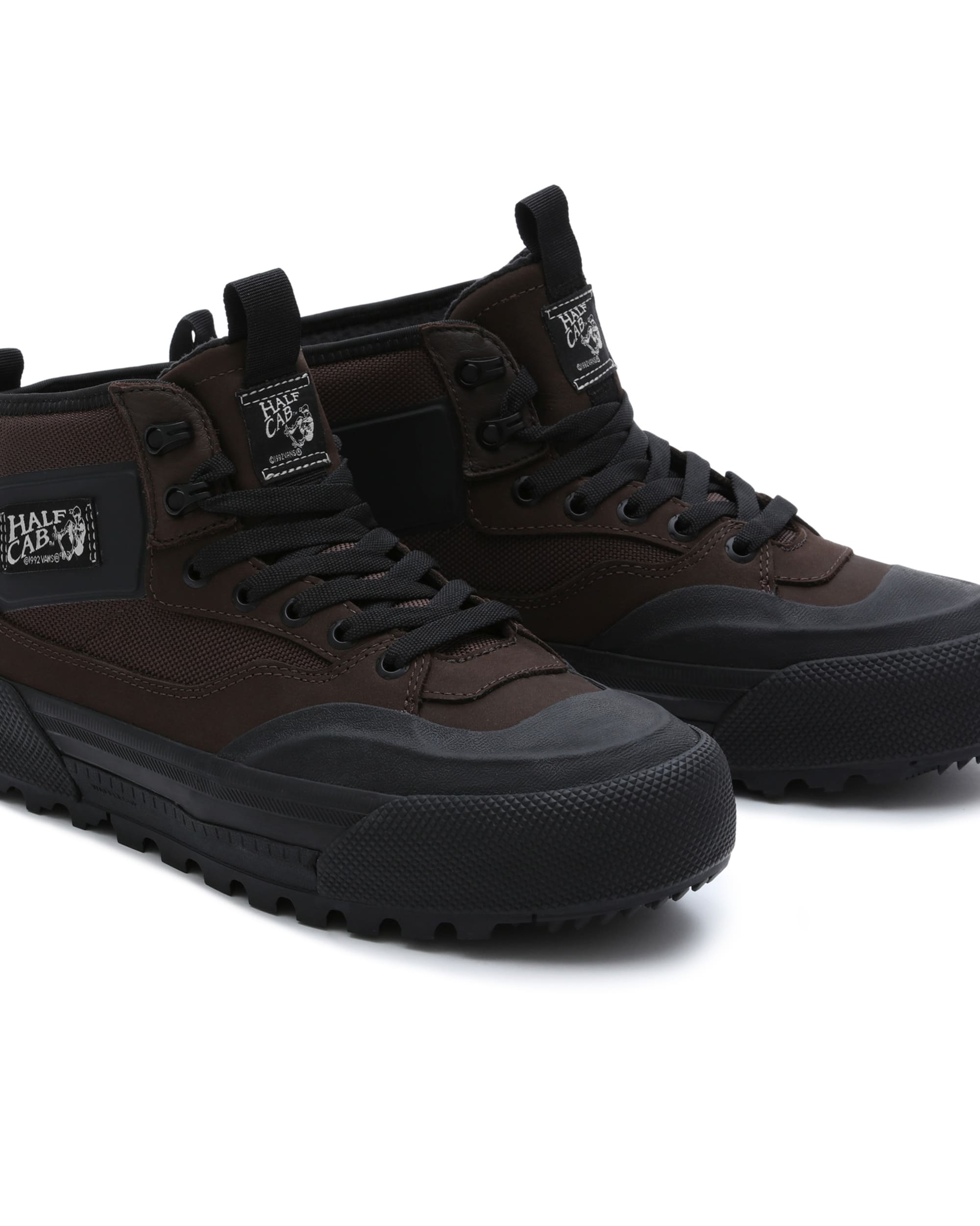 Chaussures Half Cab GORETEX MTE3 VANS NoirMarron HERO
