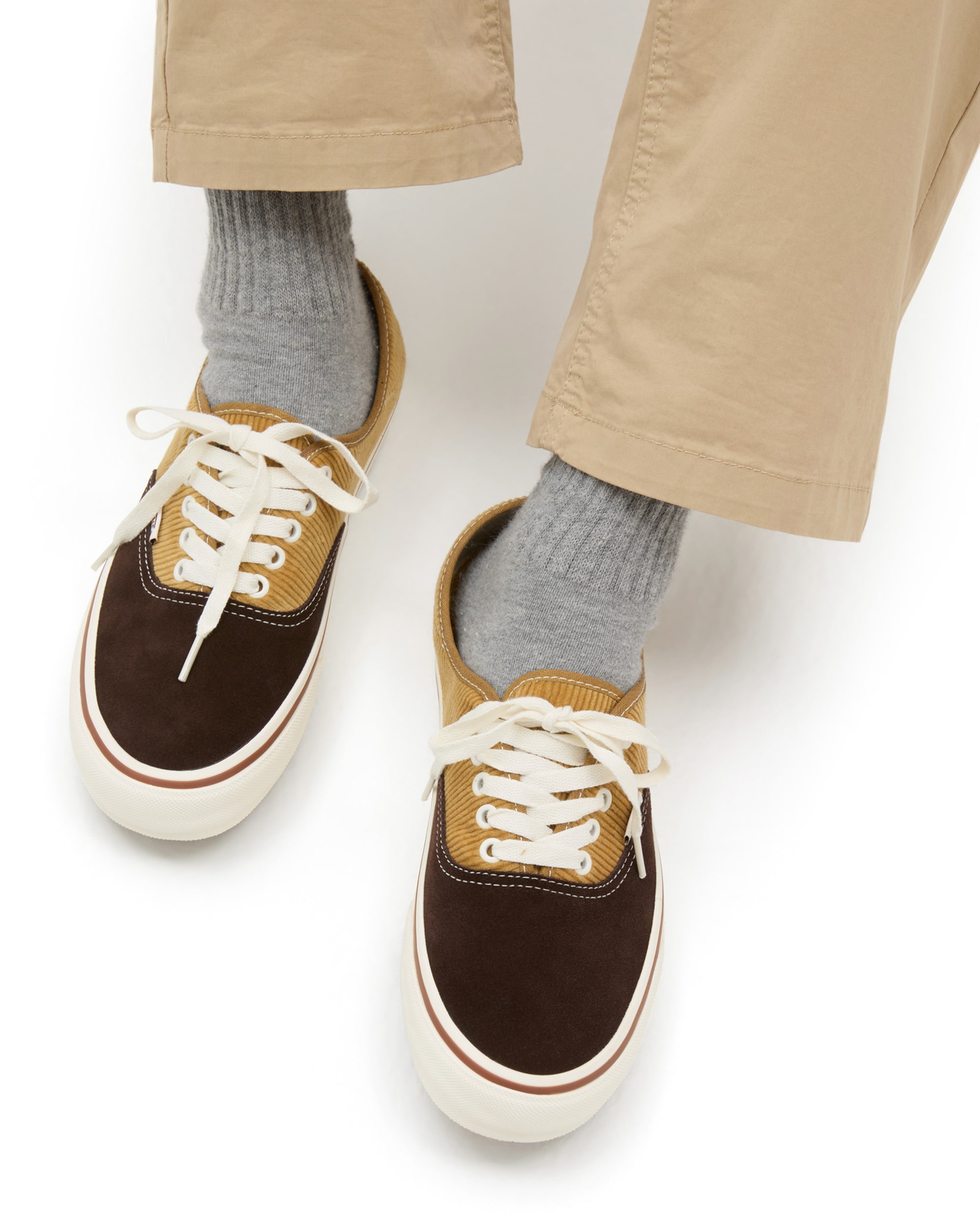 Salt Wash Corduroy Authentic VR3 SF Shoes VANS Beige ALT2