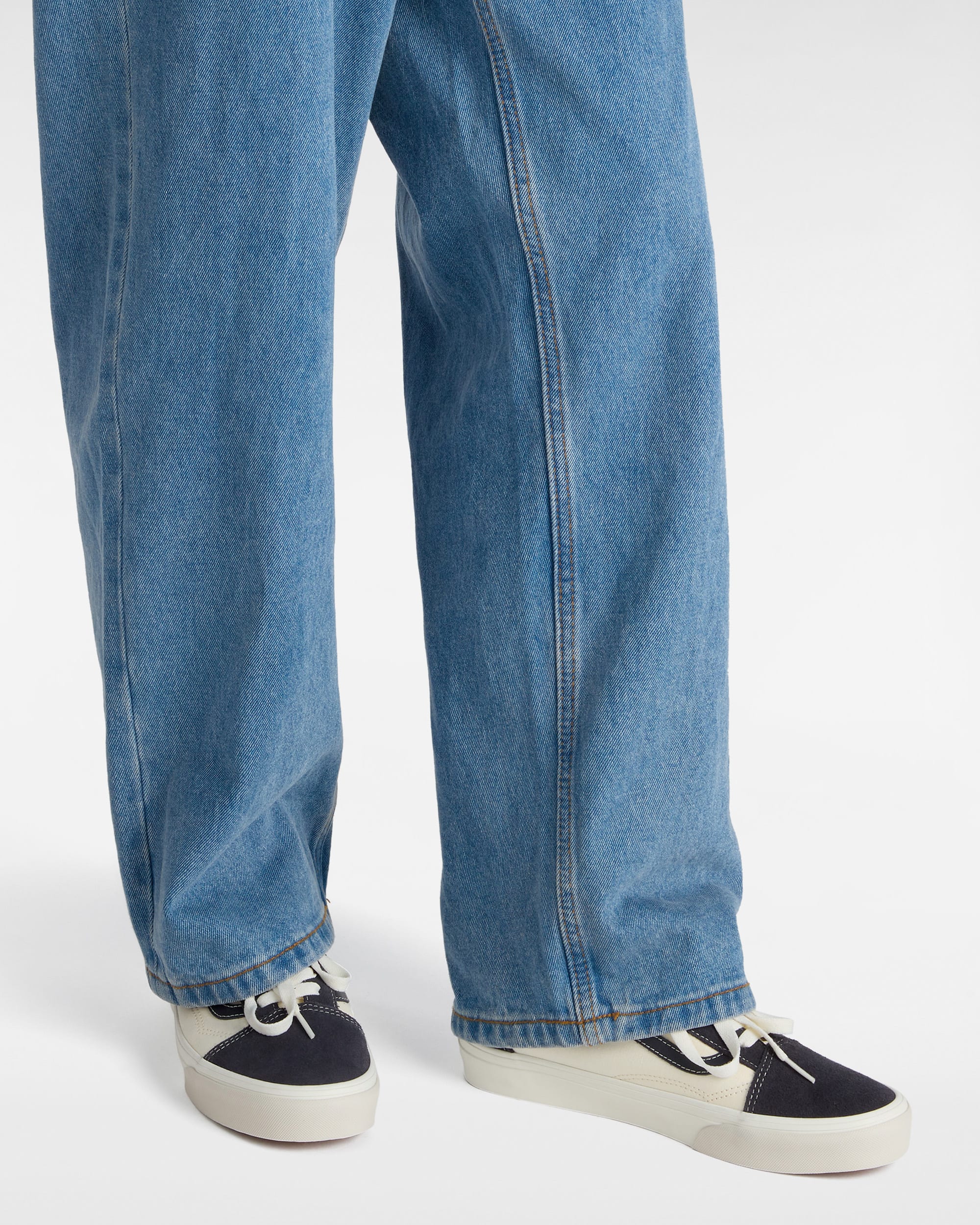 Old Skool Shoes VANS Black ALT4