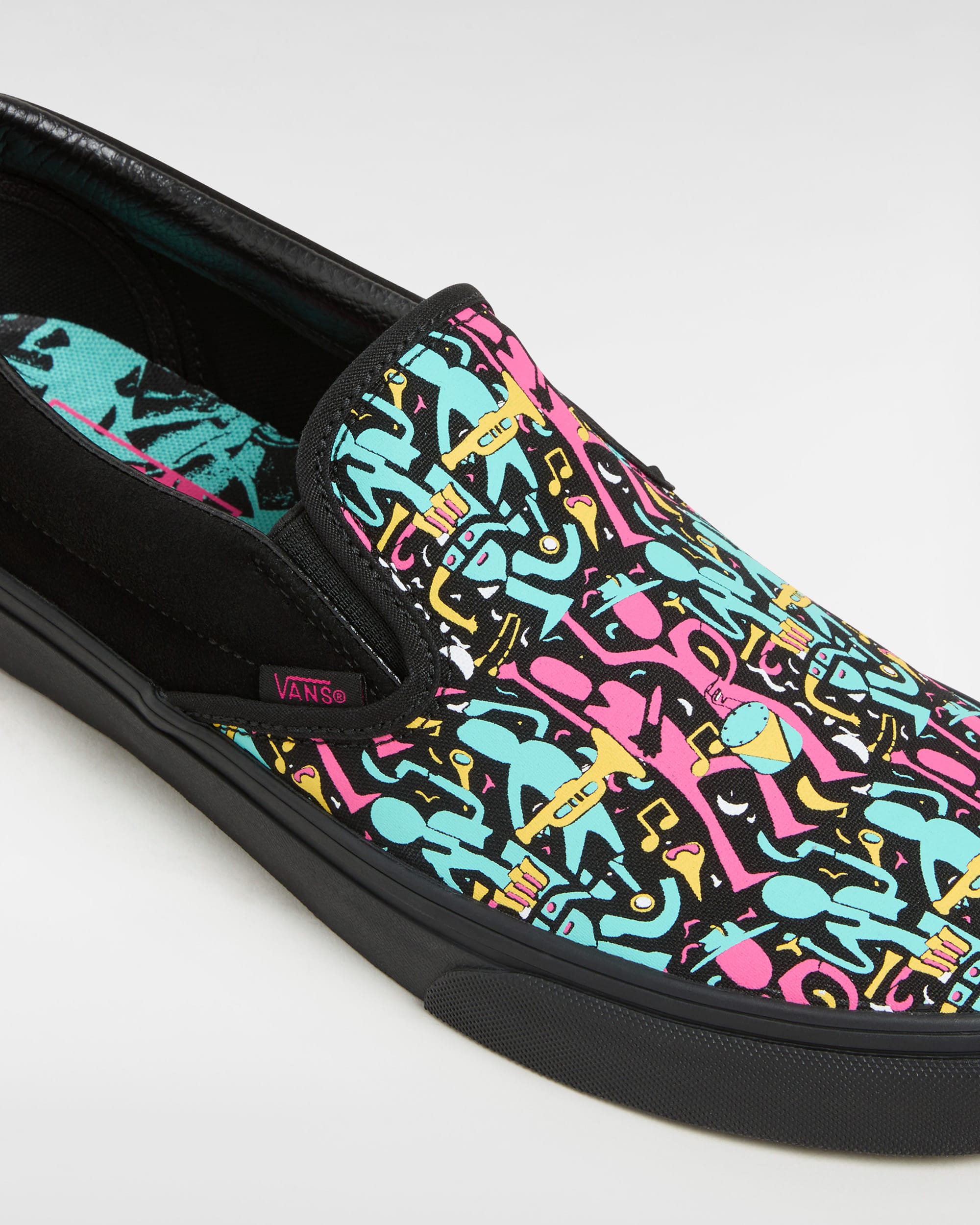 Classic SlipOn Shoes VANS Black ALT3