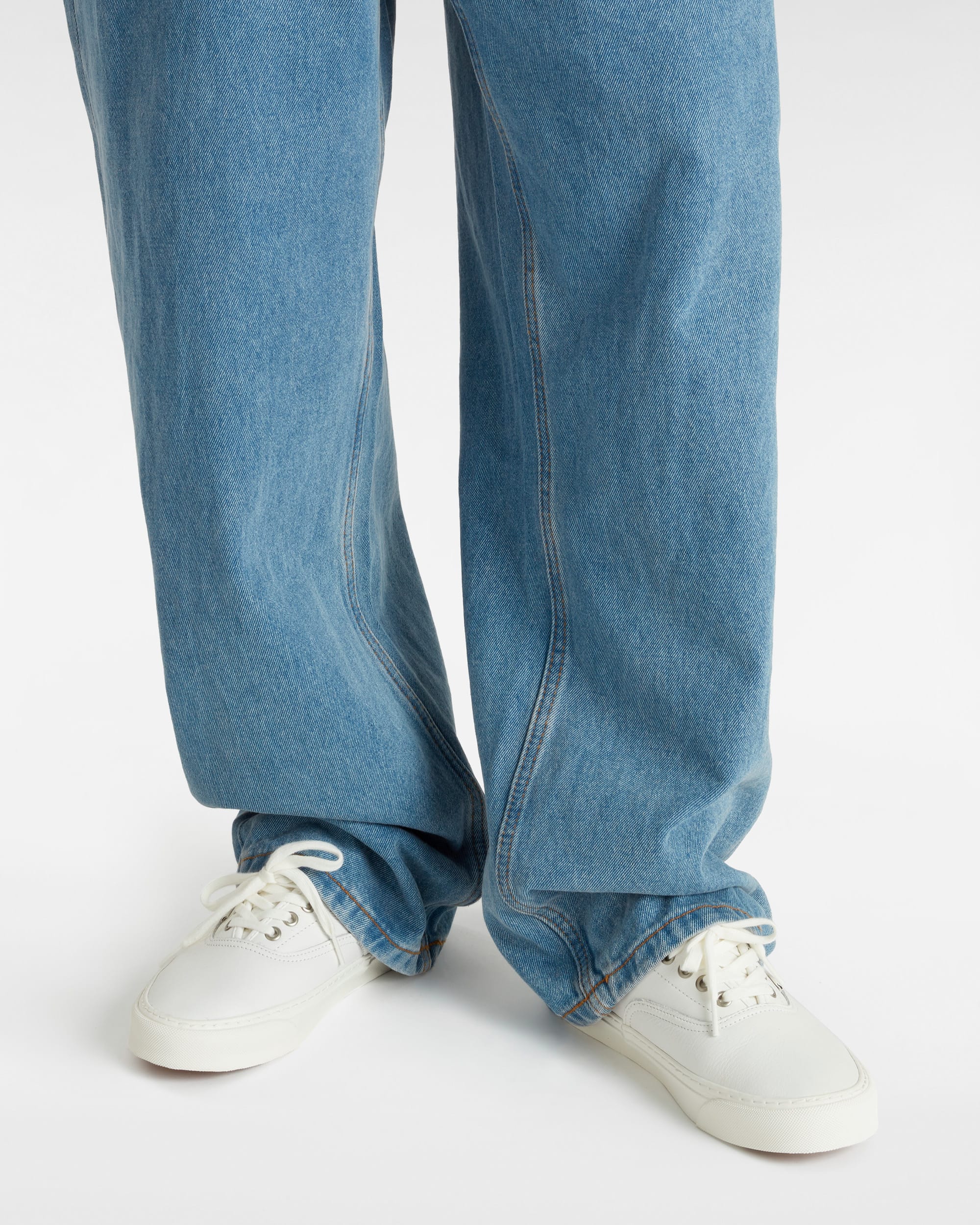 Chaussures en cuir Authentic Lux VANS Blanc ALT4