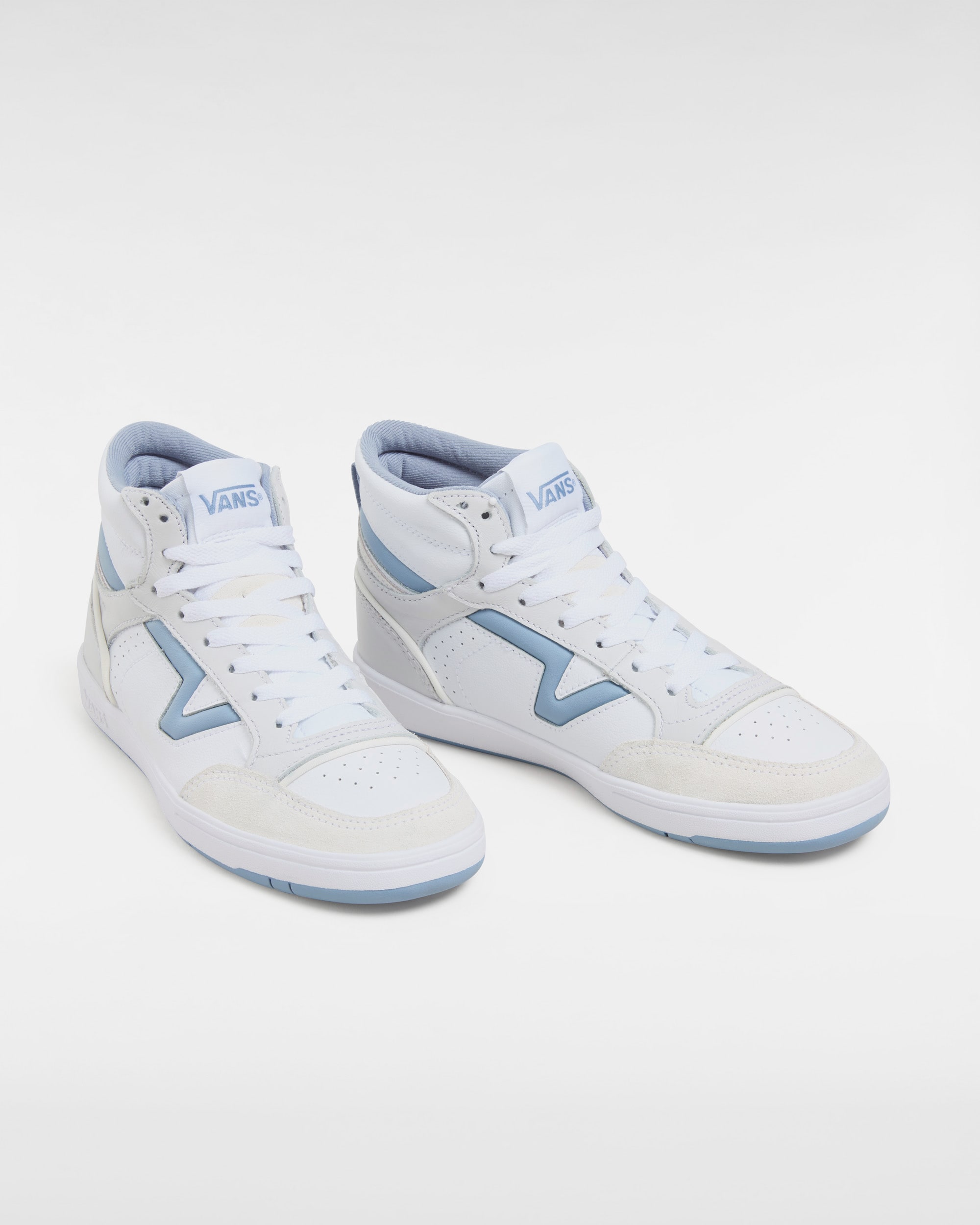 Lowland Mid ComfyCush JMP Shoes VANS WhiteBlue ALT1