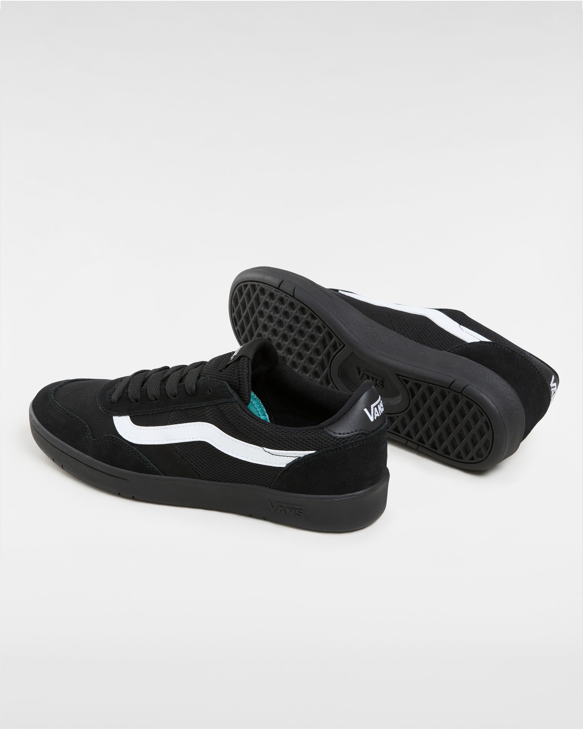 Staple Cruze Too ComfyCush Shoes VANS Black ALT2