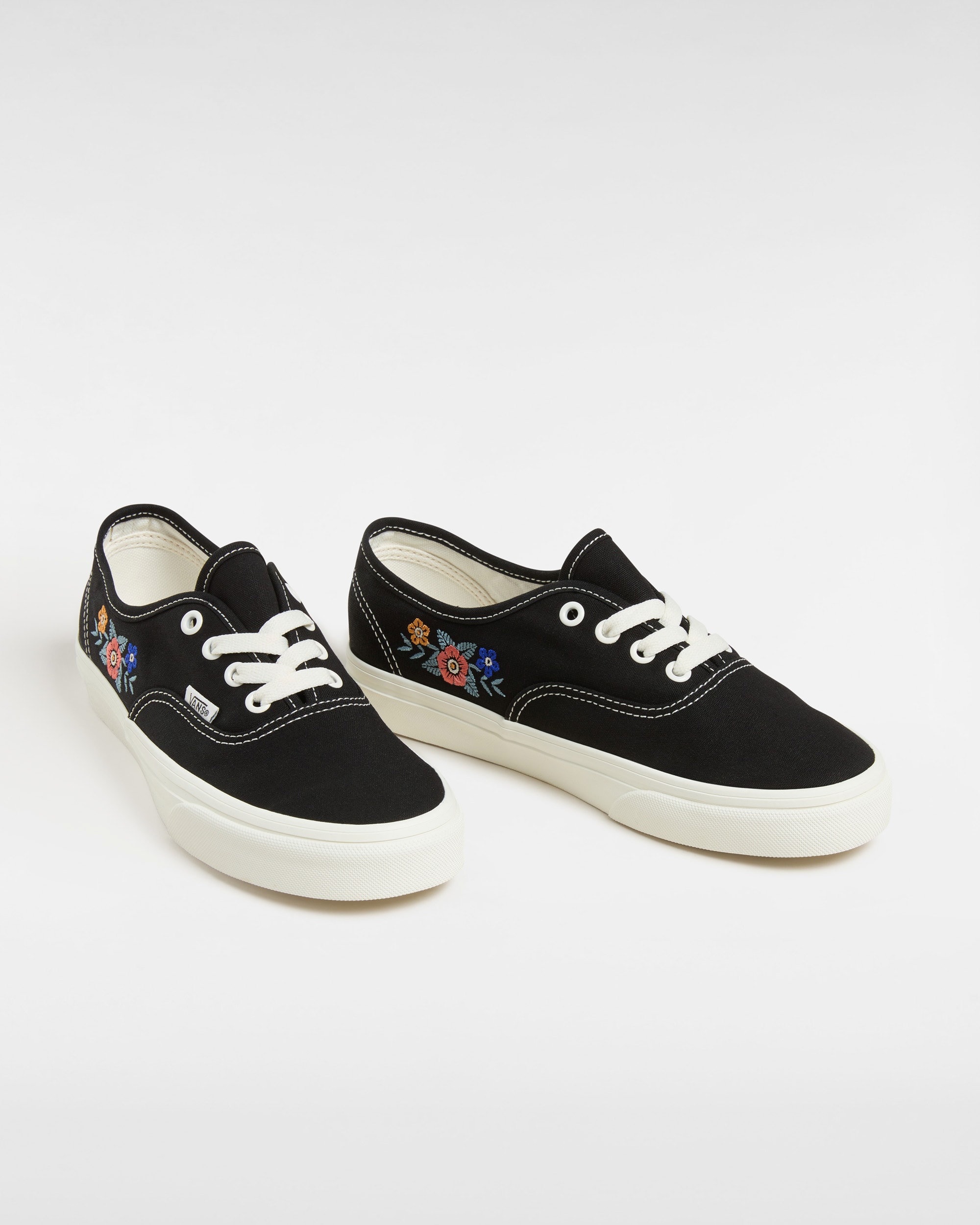 Chaussures Authentic VANS Noir ALT1