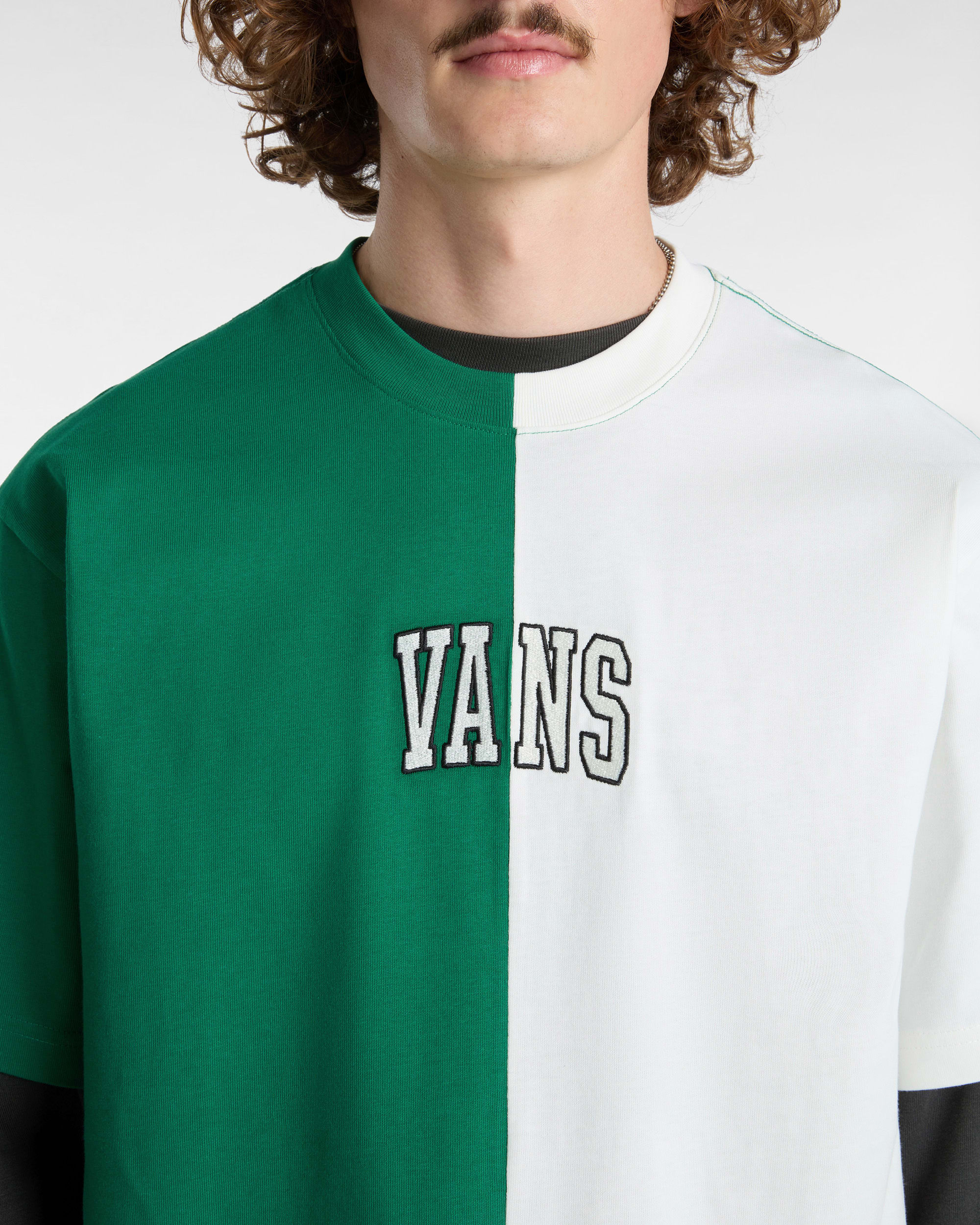 Logo Vintage Colorblock TShirt VANS Wei ALT5