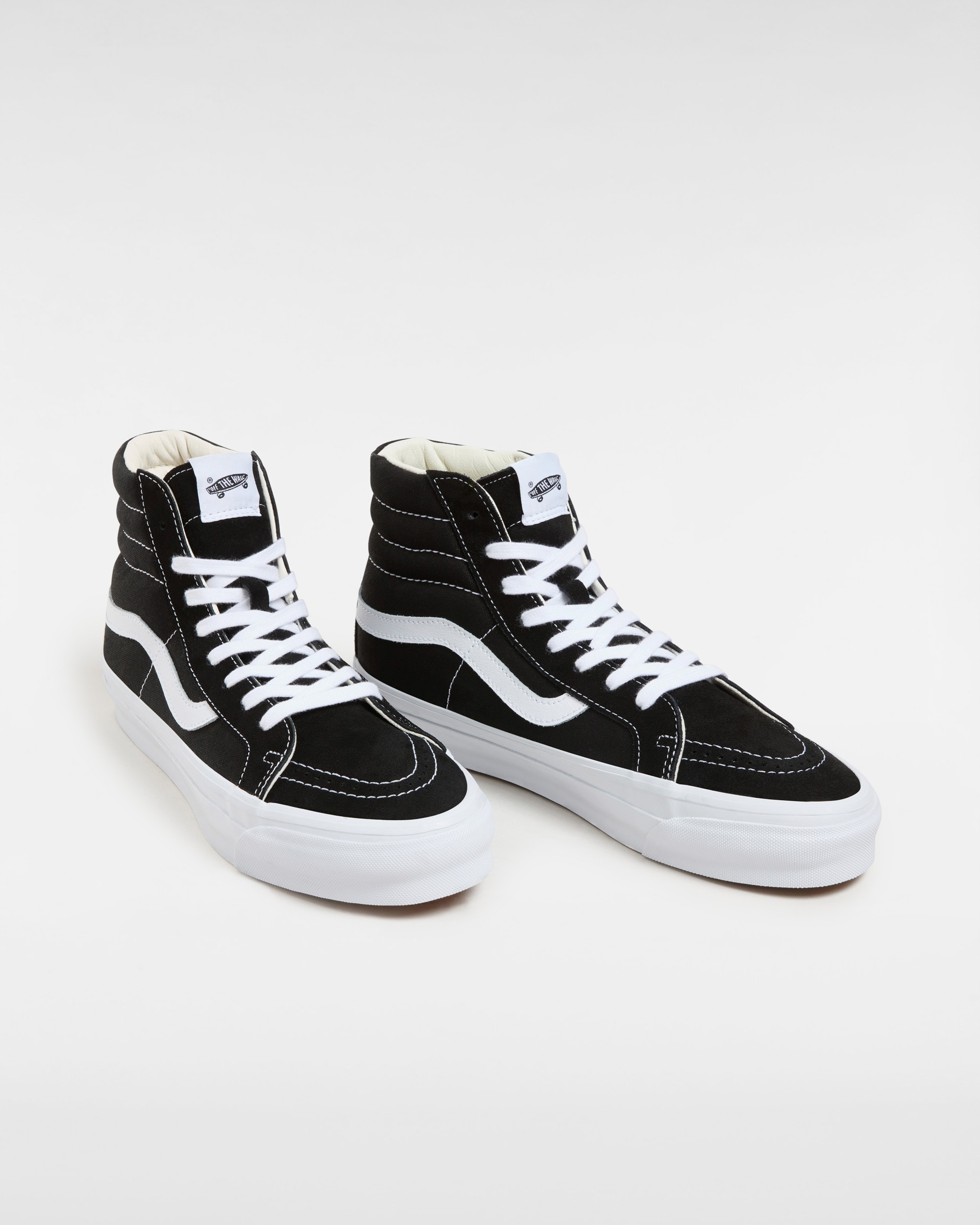 Tnis Premium Sk8Hi VANS Preto ALT1