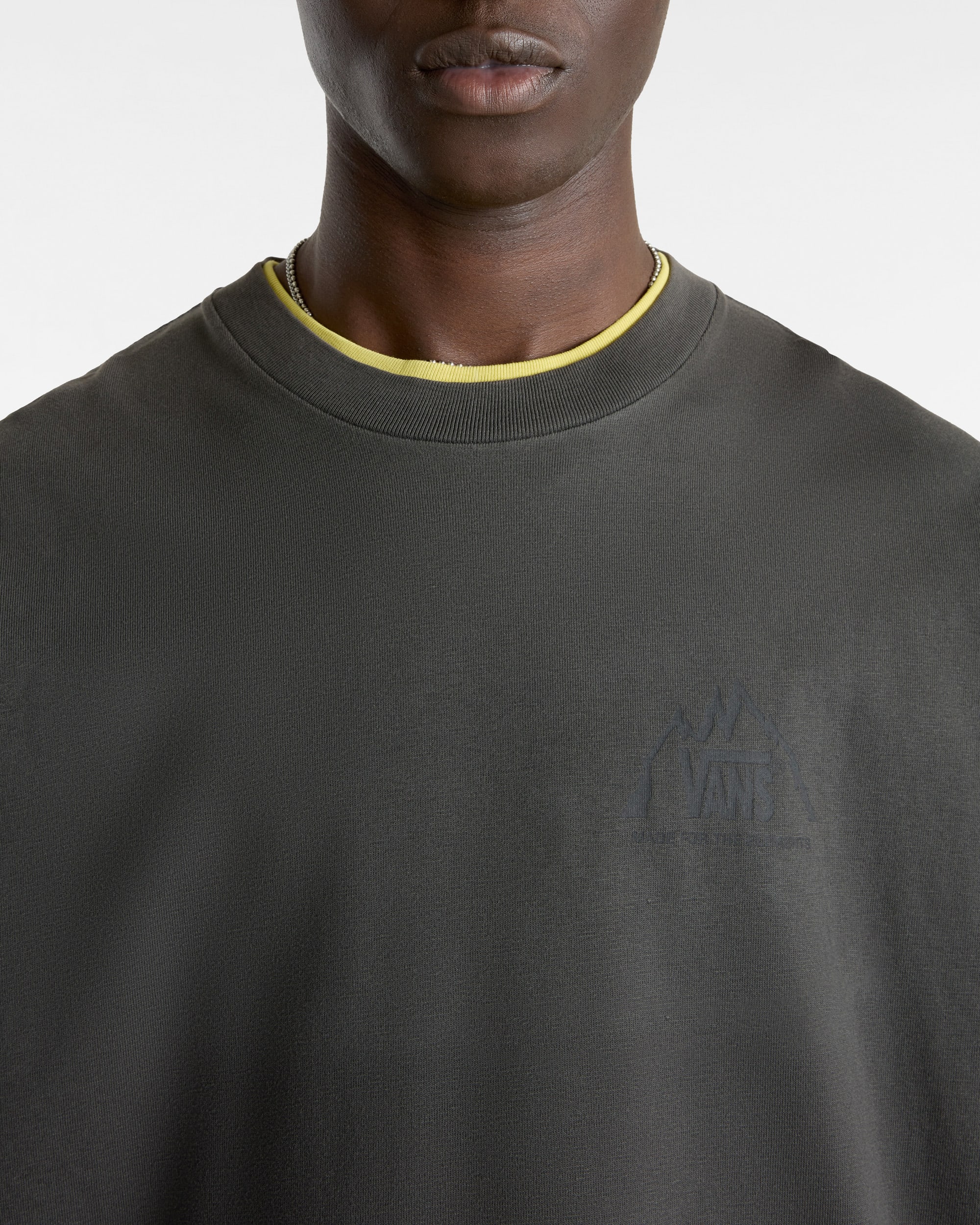 Tshirt MTE Crestline VANS Noir ALT5