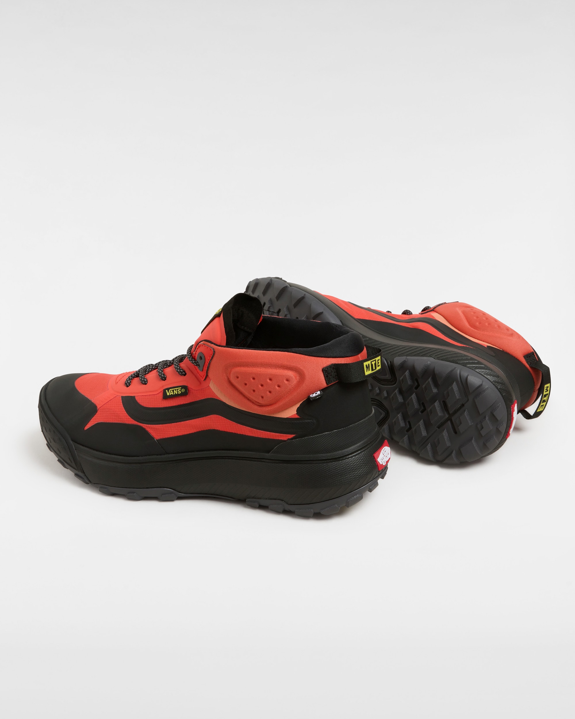 Chaussures MTE Crosspath Mid VANS Orange ALT2