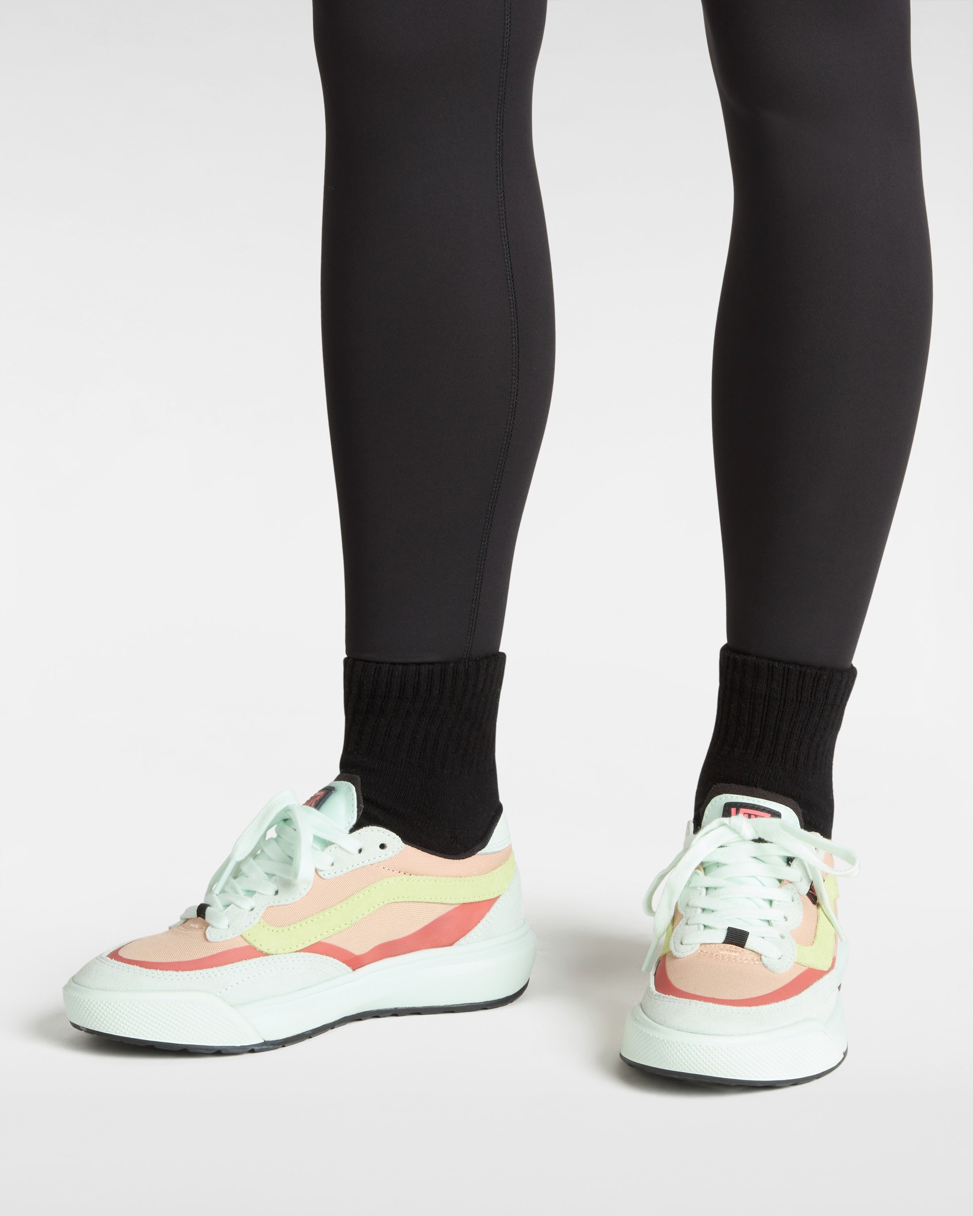 Chaussures en daim MTE UltraRange 20 VANS Vert ALT4